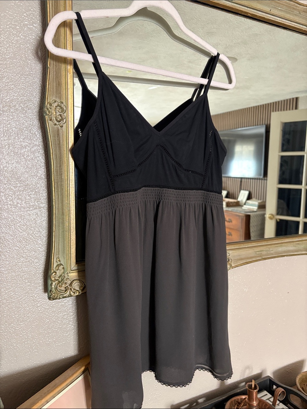 Theory Black and Charcoal Two-Tone Lace-Trim Chemise